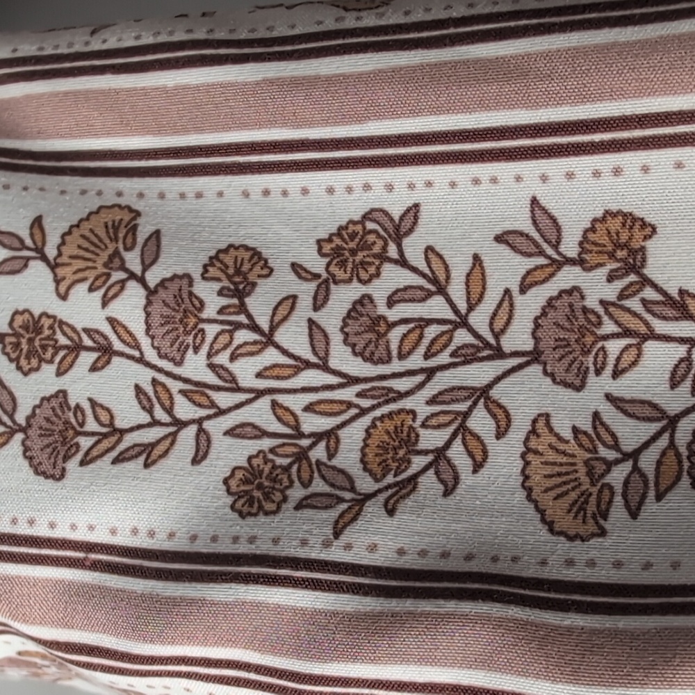 Peri Home Queen Sheet Set Tan Taupe Floral Print - Picture 2 of 7